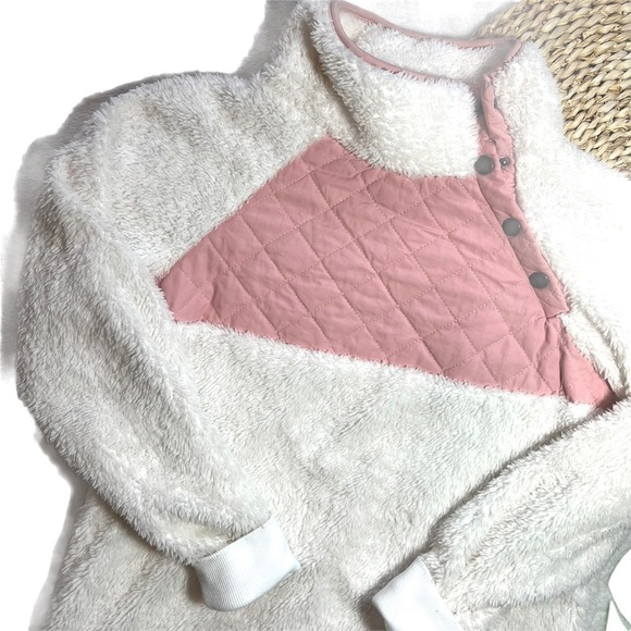 Boutique Pink White Fuzzy Teddy Bear Sherpa Pull On Sweatshirt Sweater Size S - Picture 15 of 15